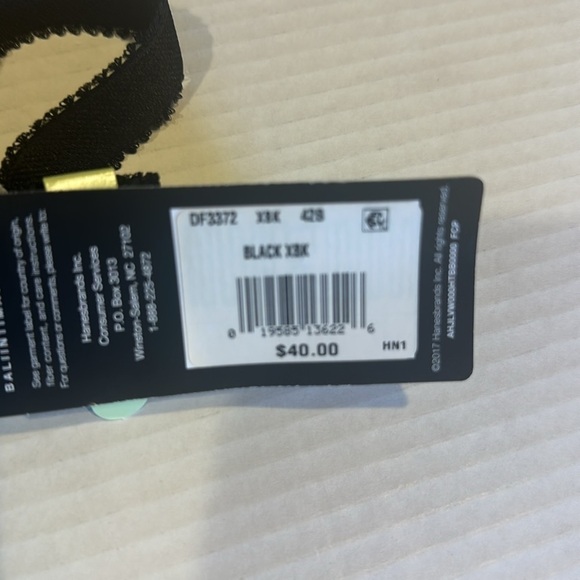 NWT Bali classic comfort cool comfort fabric black bra 42B adjustable straps - Picture 4 of 7